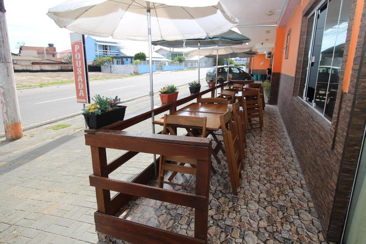 Pousada Praia Da Fortaleza 450 Metros Do Parque Beto Carrero Com Cafe Da Manha Penha  Kültér fotó