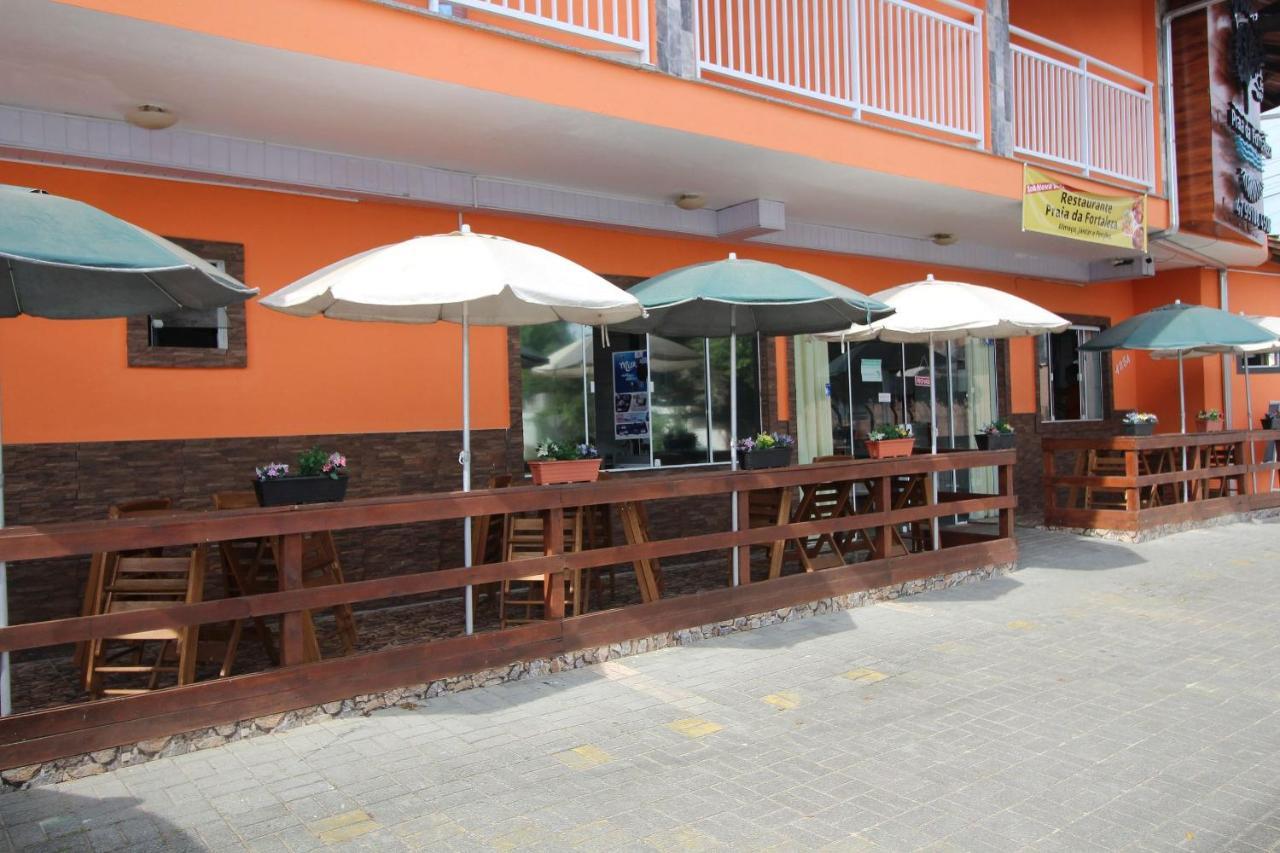 Pousada Praia Da Fortaleza 450 Metros Do Parque Beto Carrero Com Cafe Da Manha Penha  Kültér fotó